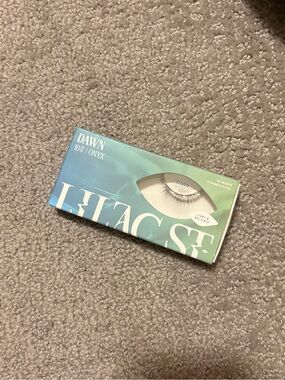 Lilac St. DIY Lash Extensions | DAWN 10mm Onyx | 8 Wisps Left (Partial Pack)